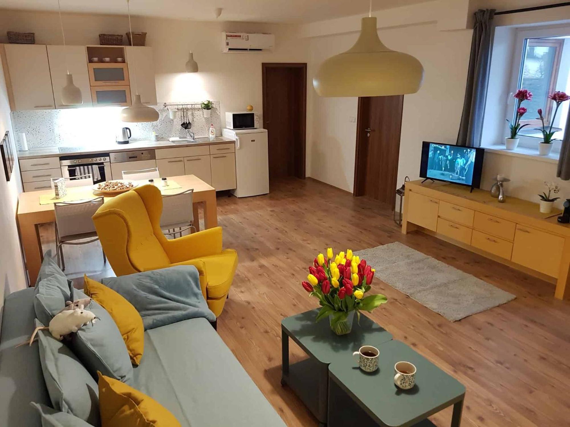 Apartman Pod Kopeckem Lägenhet Mikulov Exteriör bild