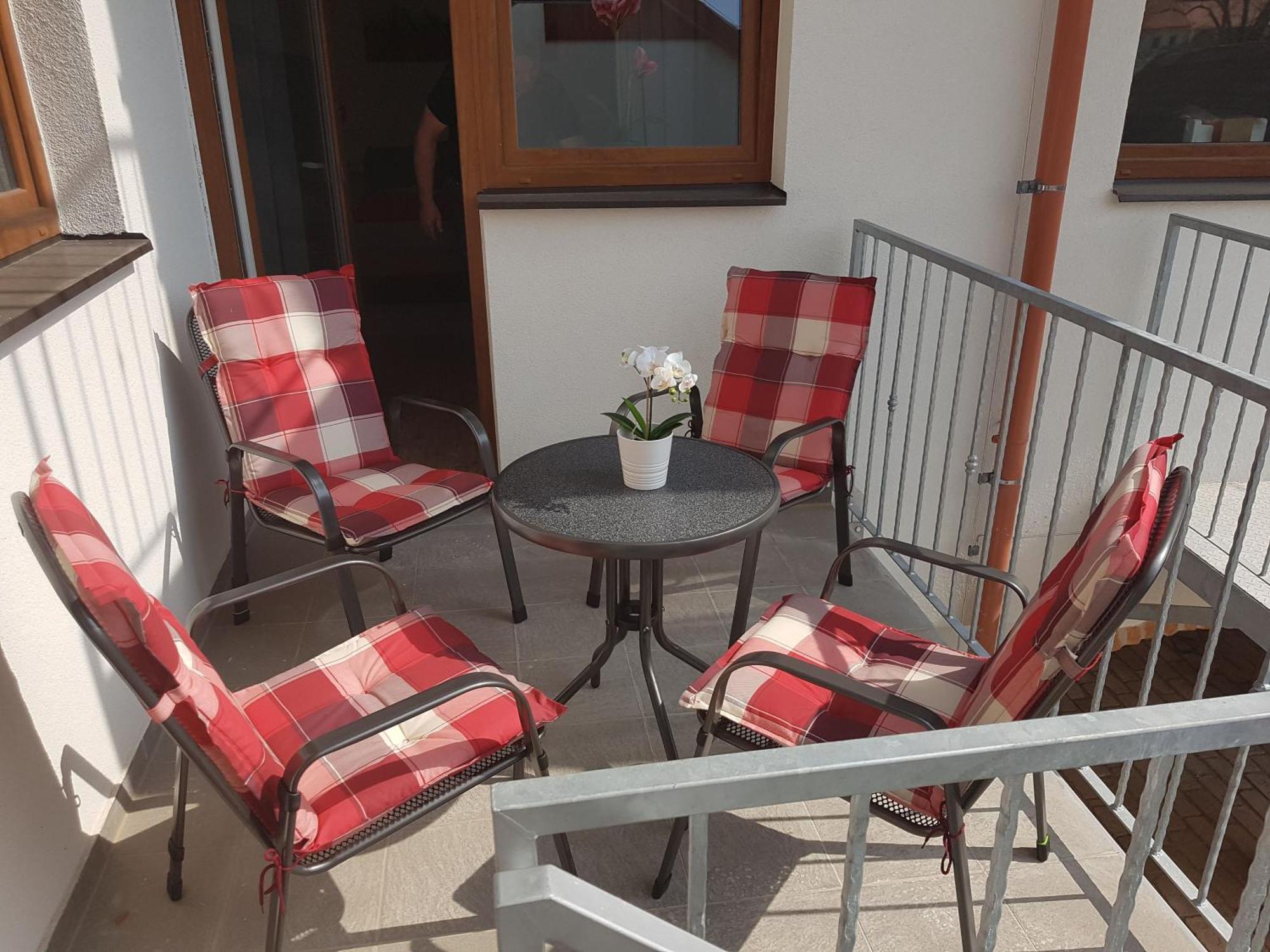 Apartman Pod Kopeckem Lägenhet Mikulov Exteriör bild